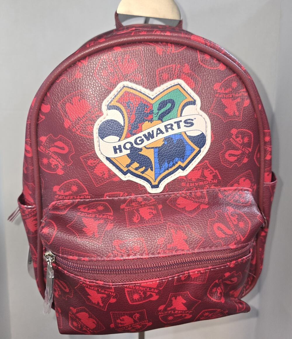Harry Potter Hogwarts backpack New With Tags